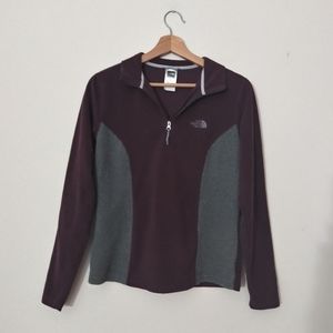 The North Face will women’s size medium fleece pullover top. Maroon gray 1/4 zip